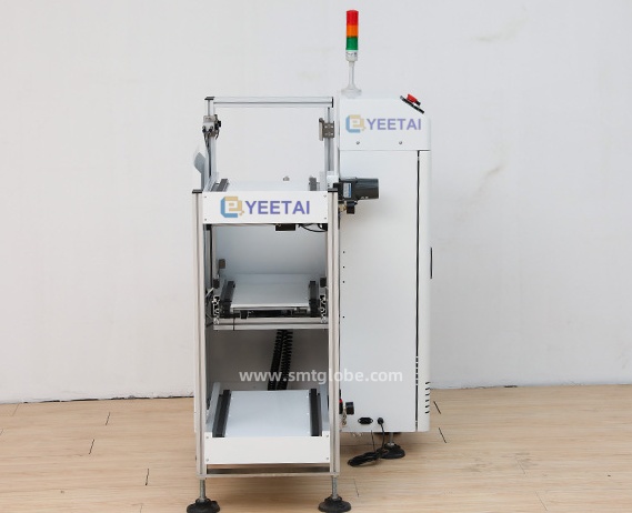 Magazine vacuum combo loader