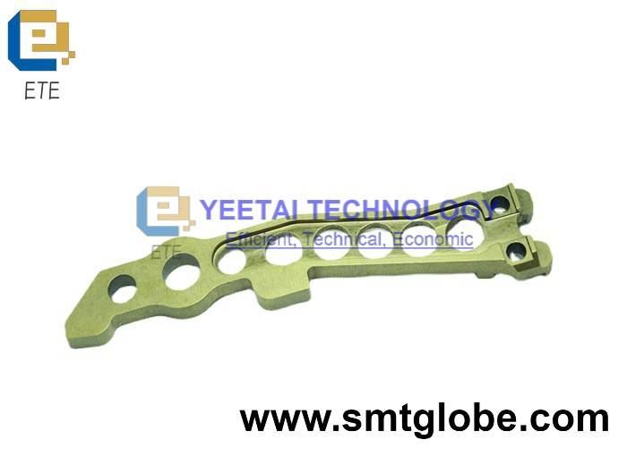 Universal 47898903 ARM,5MM R KICKOUT