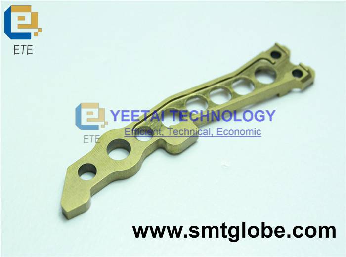 Universal 47898903 ARM,5MM R KICKOUT