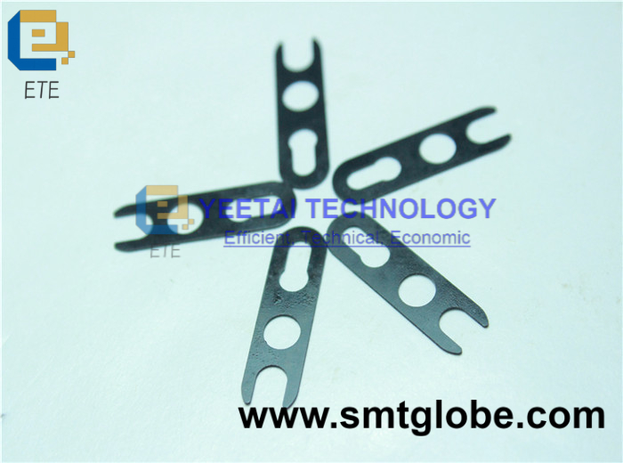 Universal 40569201 RETAINER